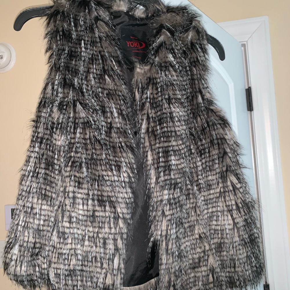 Faux fur vest